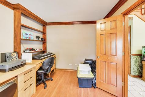 1120 Redwood Drive Algonquin IL 60102