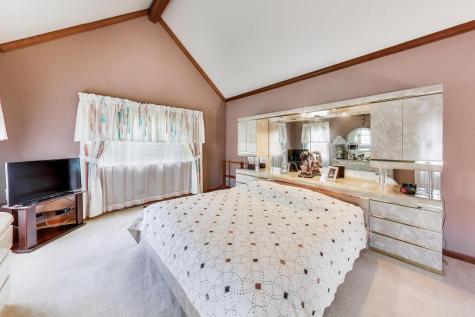 1120 Redwood Drive Algonquin IL 60102