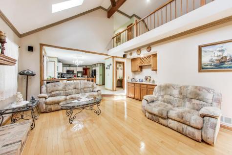 1120 Redwood Drive Algonquin IL 60102