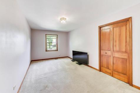 1120 Redwood Drive Algonquin IL 60102