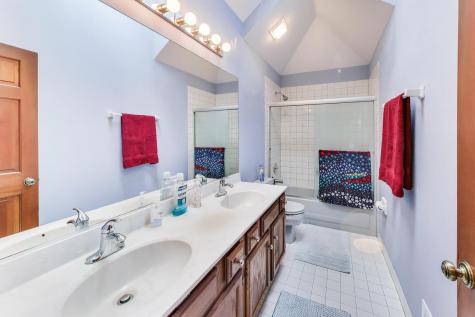 1120 Redwood Drive Algonquin IL 60102