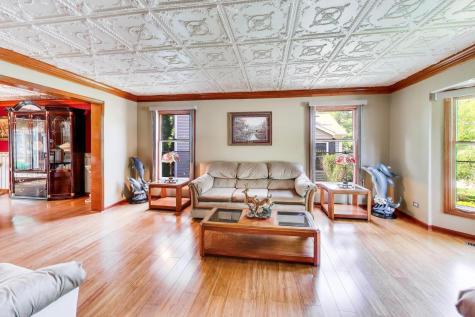 1120 Redwood Drive Algonquin IL 60102