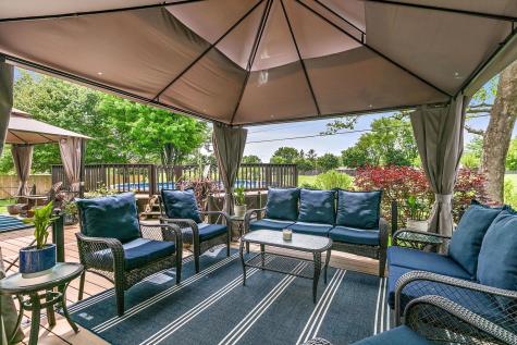204 Dickens Trail Elgin IL 60120