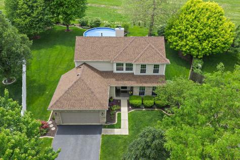 204 Dickens Trail Elgin IL 60120