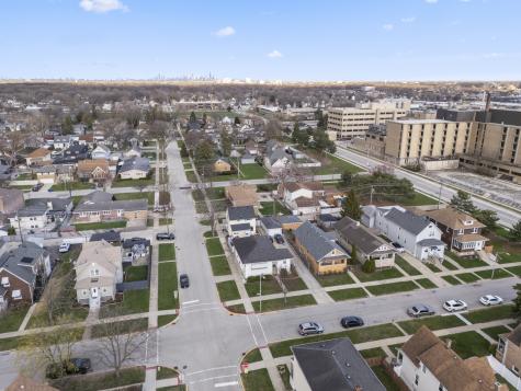 719 North 14th Avenue Melrose Park IL 60160