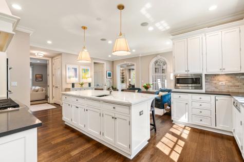 804 Greenwood Avenue Wilmette IL 60091