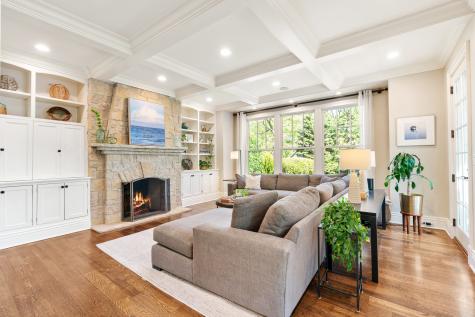 804 Greenwood Avenue Wilmette IL 60091