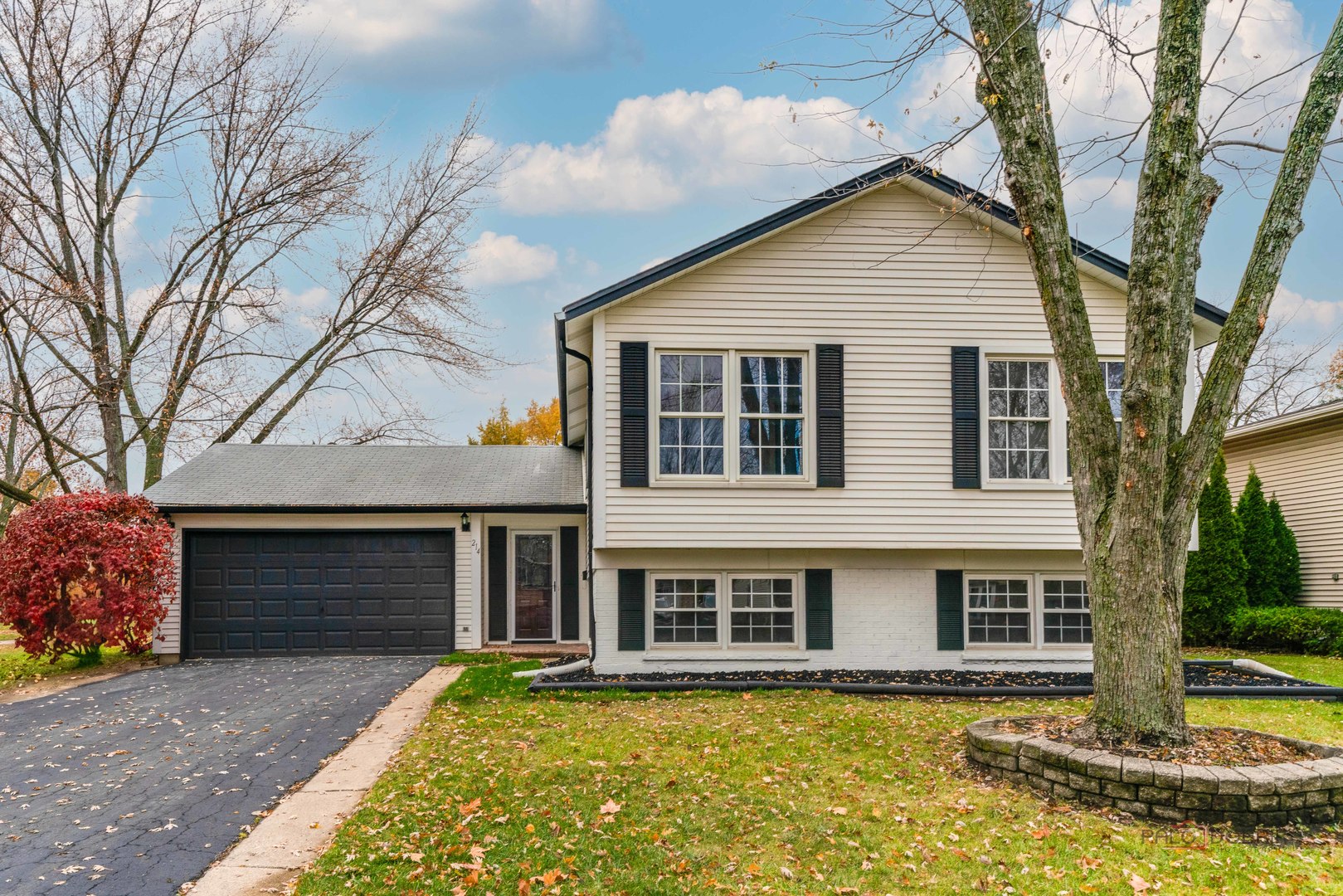 214 West Hintz Road Arlington Heights IL 60004