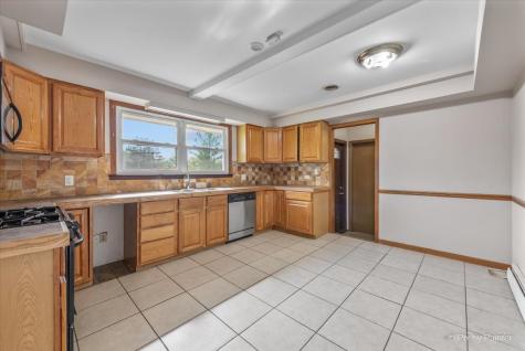 24251 West Bayview Road Antioch IL 60002