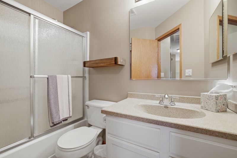 10620 Wing Pointe Drive Huntley IL 60142