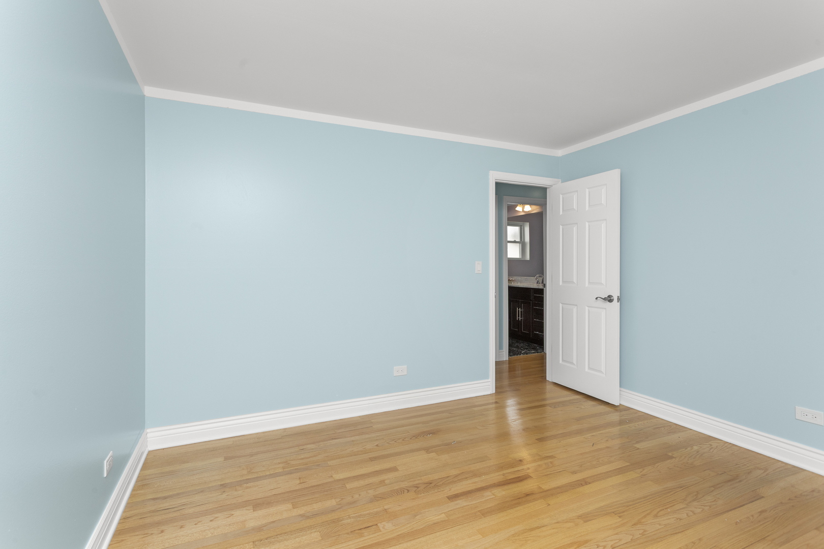 4567 North Merrimac Avenue Chicago IL 60630