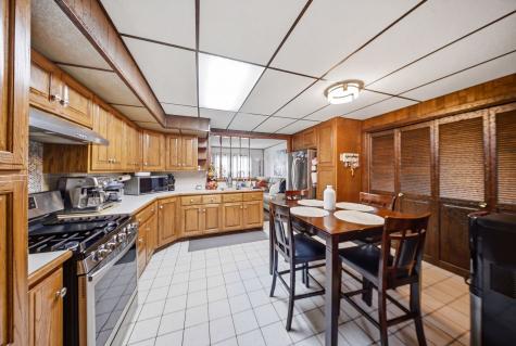 630 Jordan Avenue Romeoville IL 60446