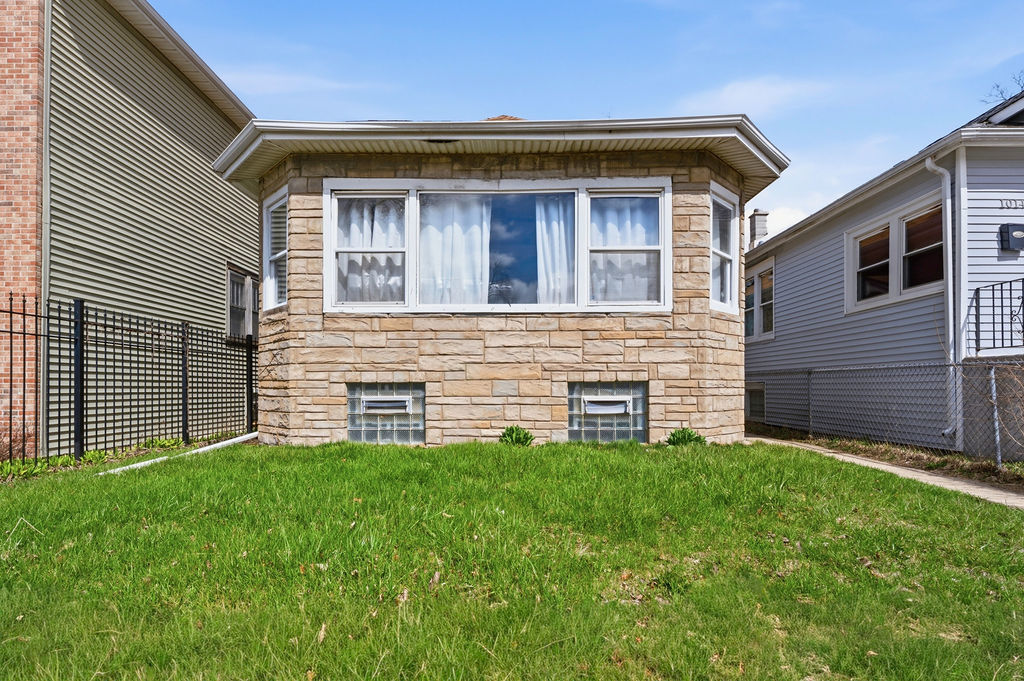 1018 West 115th Street Chicago IL 60643