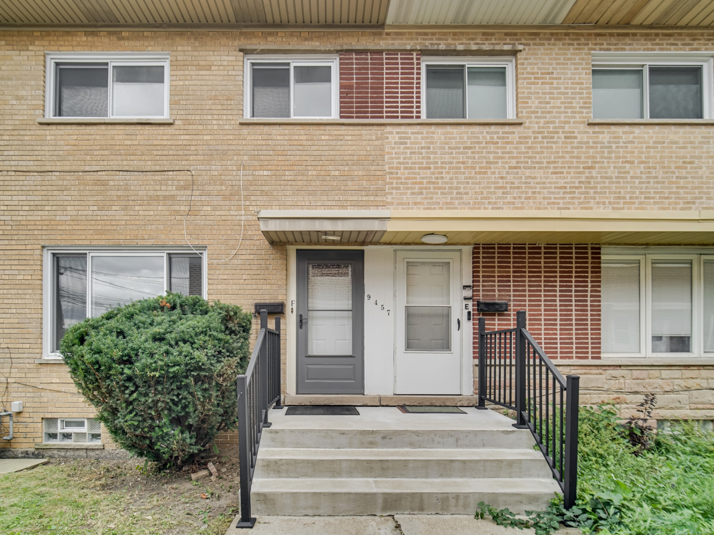 9457 Kenton Avenue Skokie IL 60076