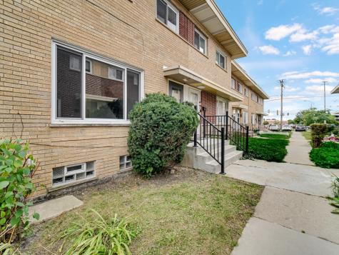 9457 Kenton Avenue Skokie IL 60076