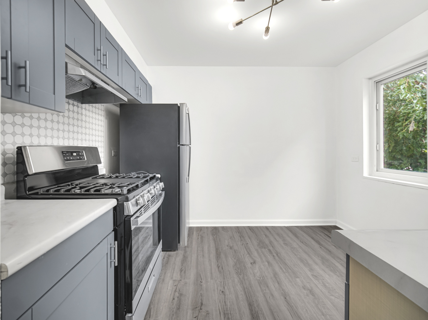 9457 Kenton Avenue Skokie IL 60076