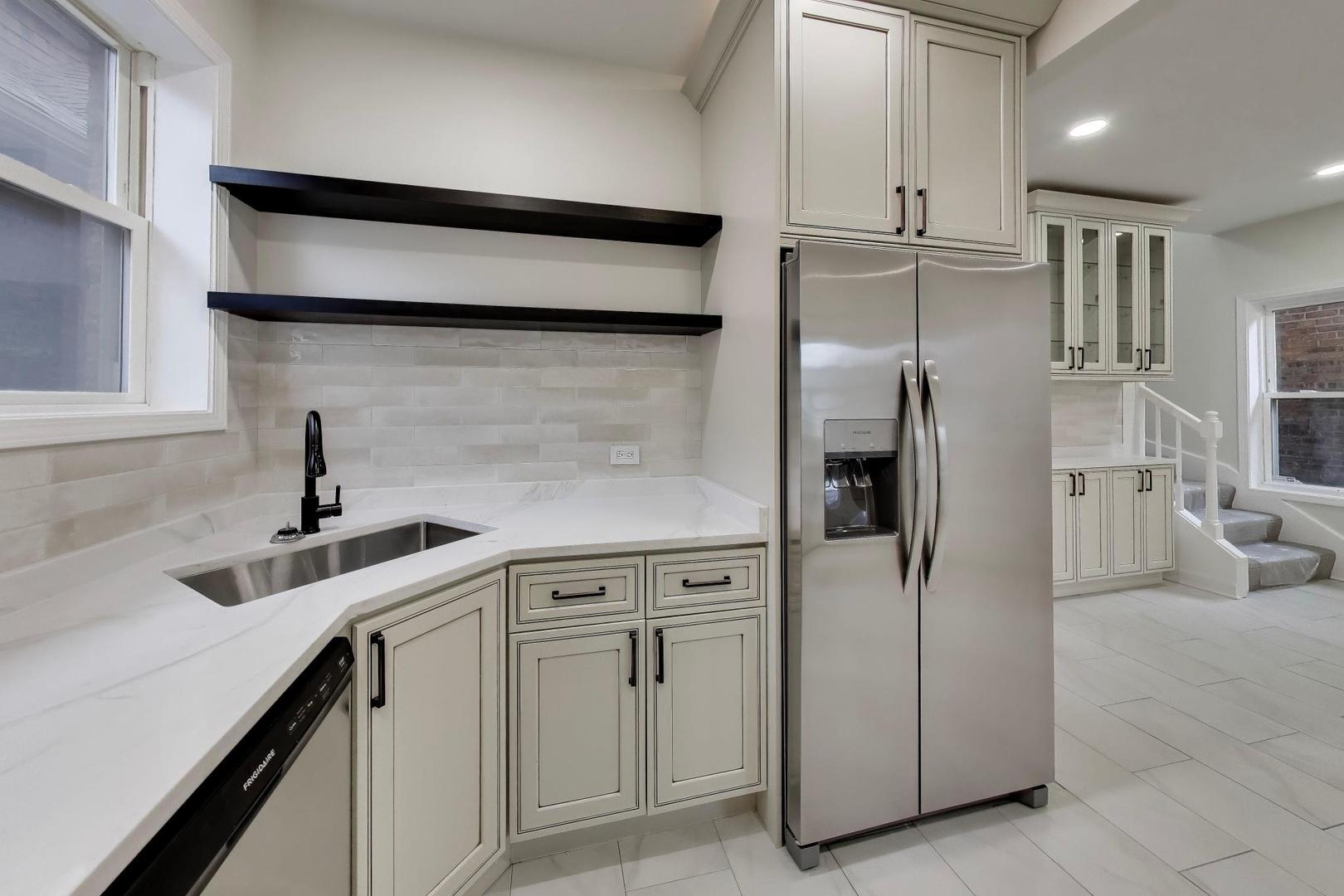 7818 South Merrill Avenue Chicago IL 60649