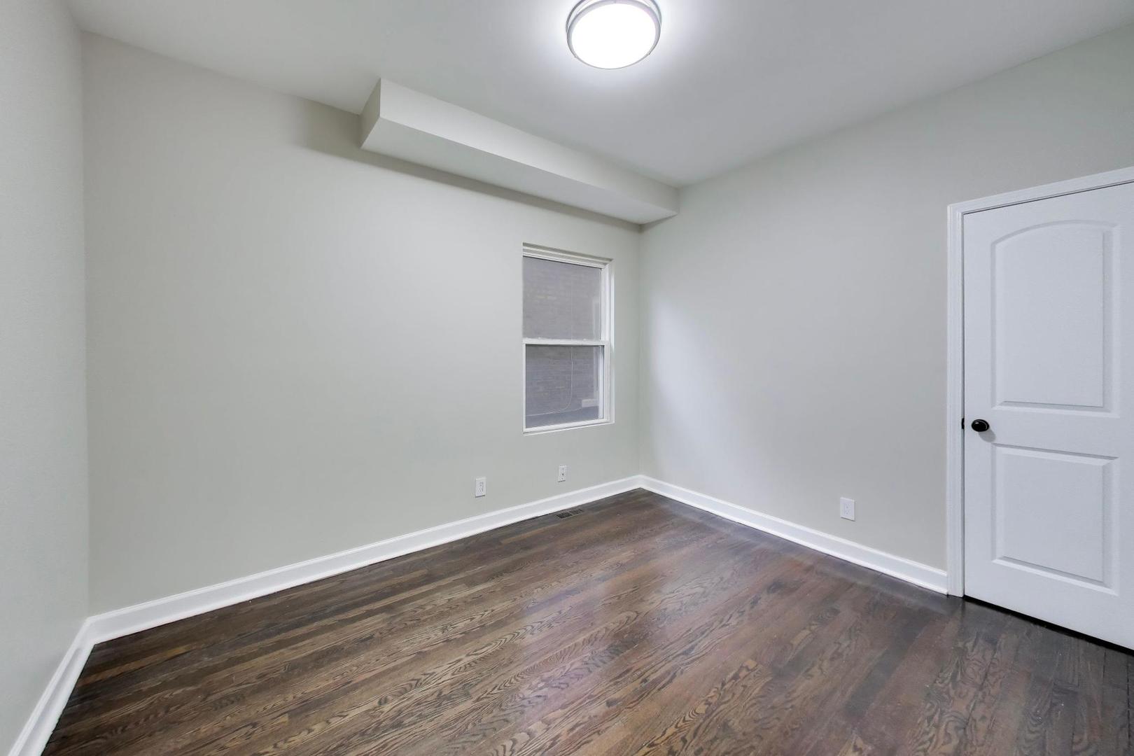 7818 South Merrill Avenue Chicago IL 60649