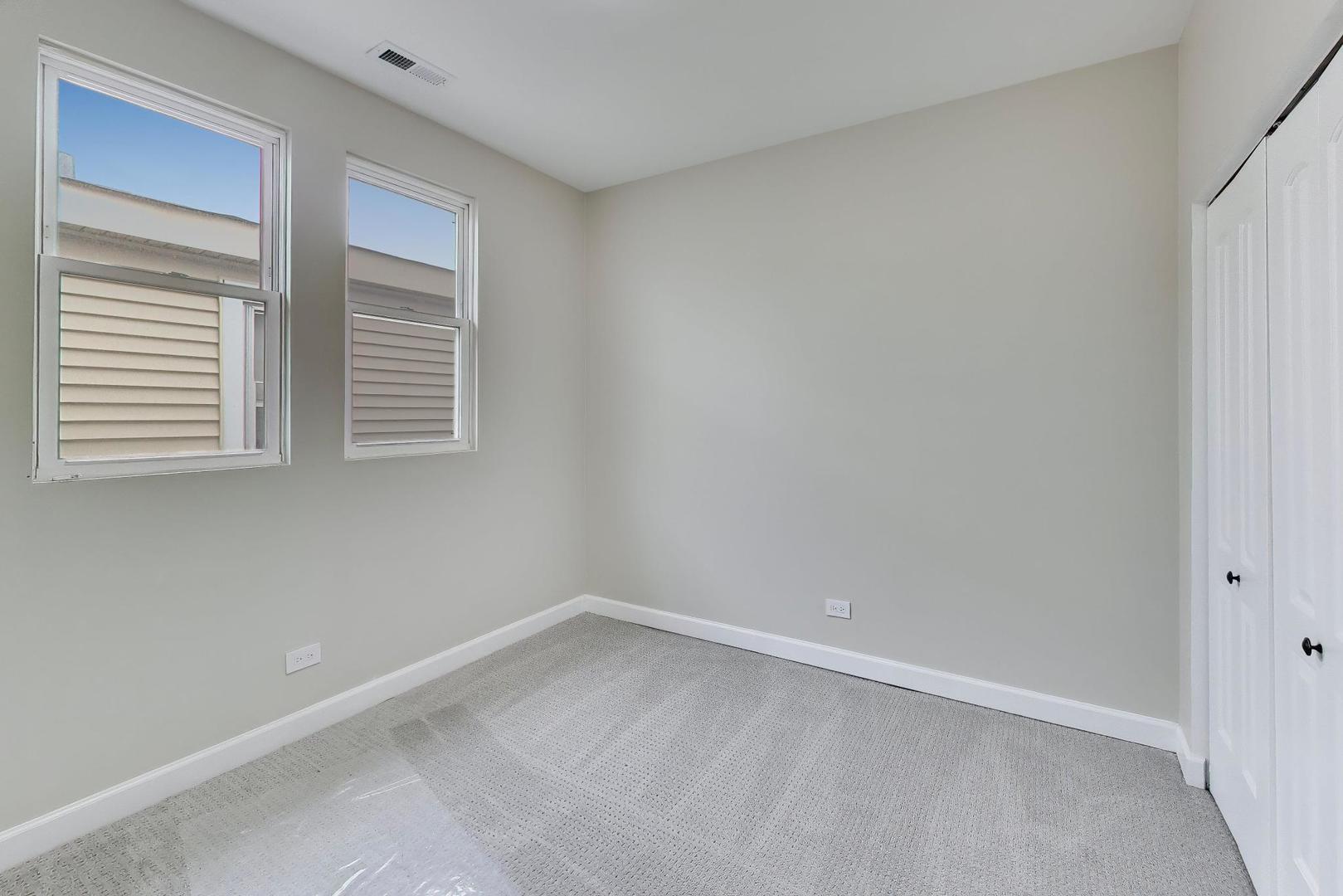 7818 South Merrill Avenue Chicago IL 60649