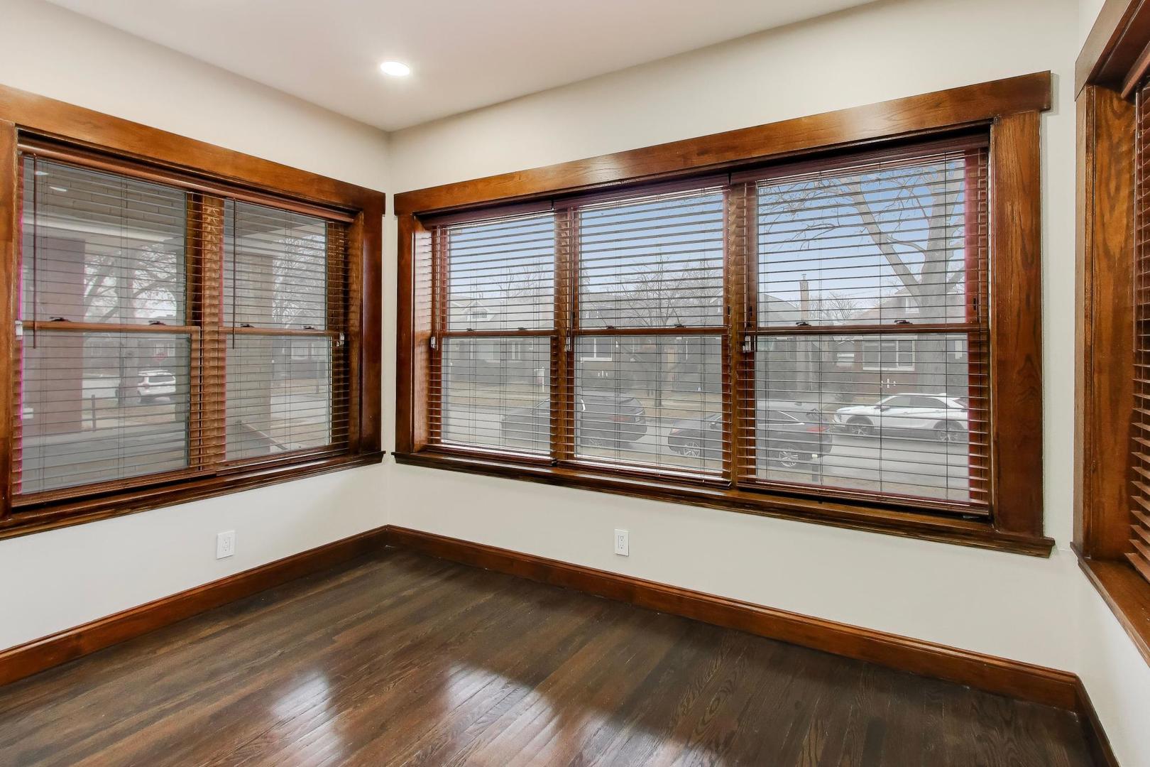 7818 South Merrill Avenue Chicago IL 60649