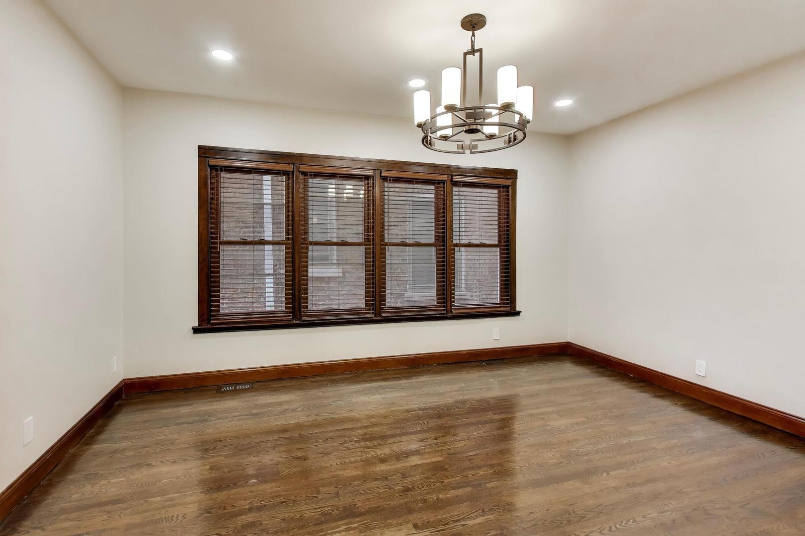 7818 South Merrill Avenue Chicago IL 60649