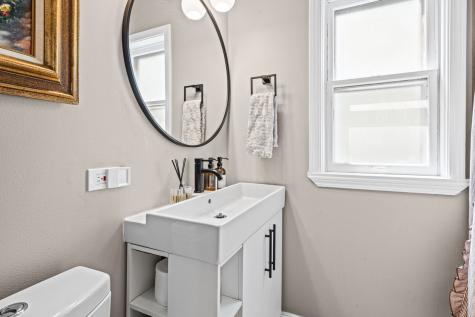3335 West Berteau Avenue Chicago IL 60618