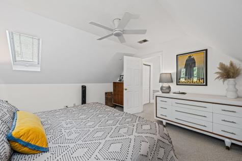 3335 West Berteau Avenue Chicago IL 60618