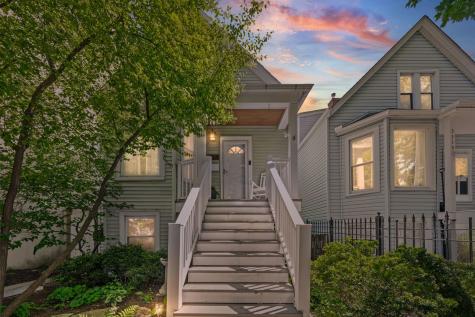 3335 West Berteau Avenue Chicago IL 60618