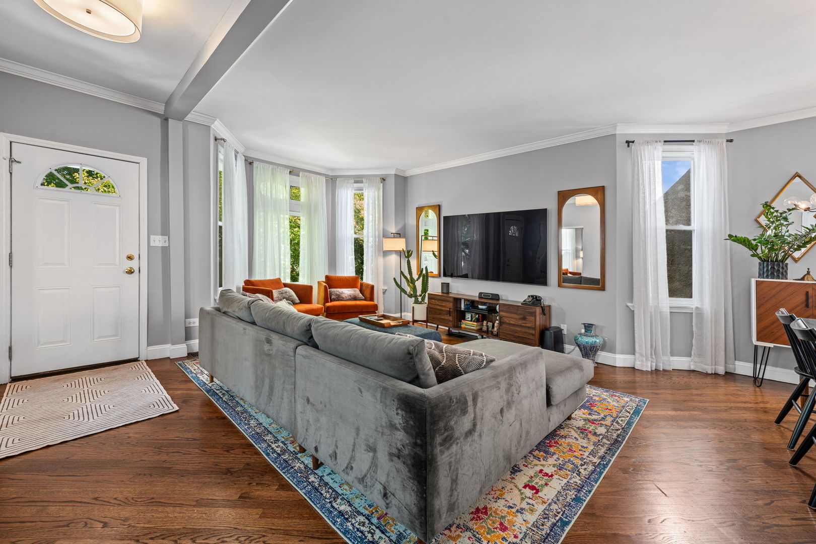 3335 West Berteau Avenue Chicago IL 60618