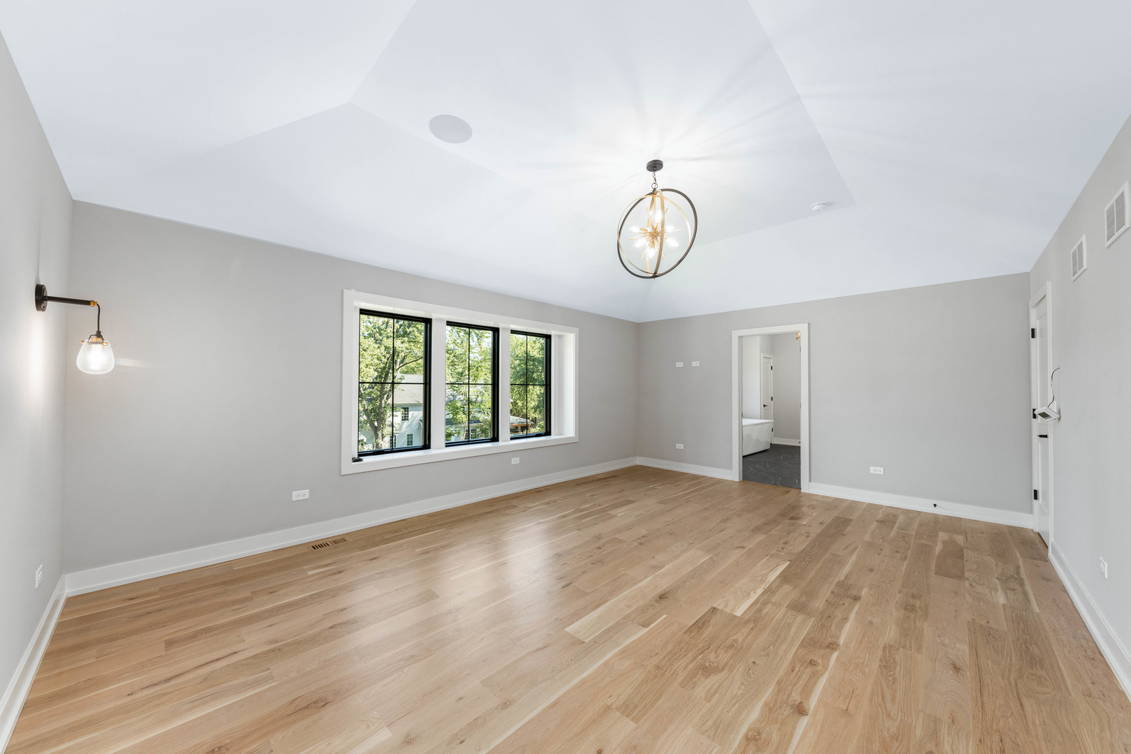 1314 North Eagle Street Naperville IL 60563