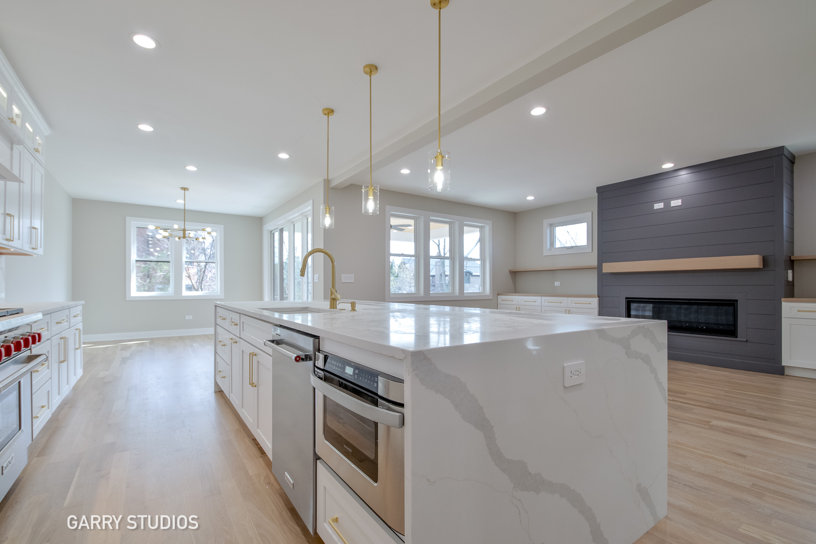 15W320 Concord Street Elmhurst IL 60126