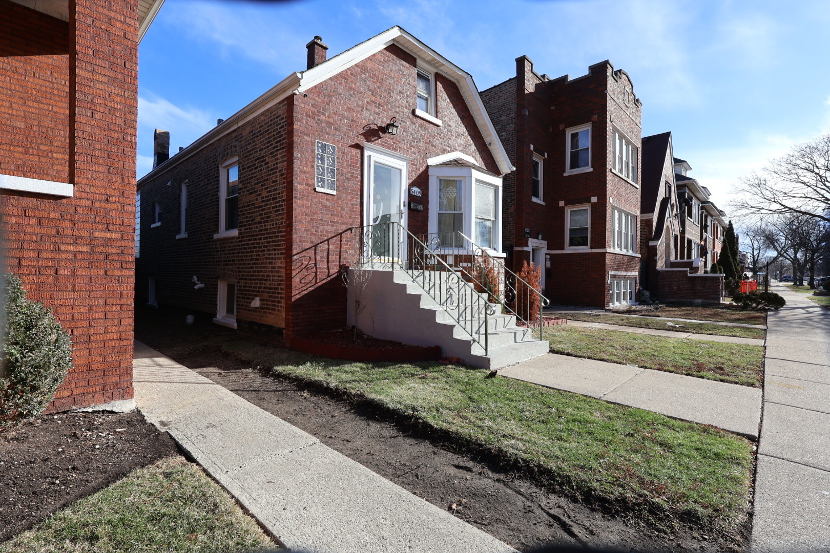 5409 South Sawyer Avenue Chicago IL 60632