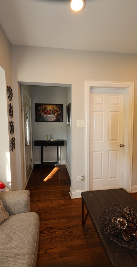 5409 South Sawyer Avenue Chicago IL 60632