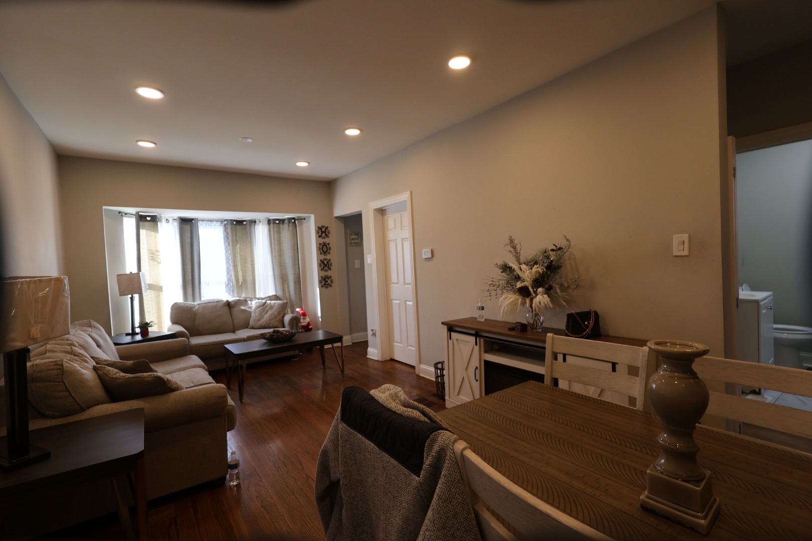 5409 South Sawyer Avenue Chicago IL 60632