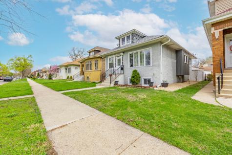 3739 Clinton Avenue Berwyn IL 60402