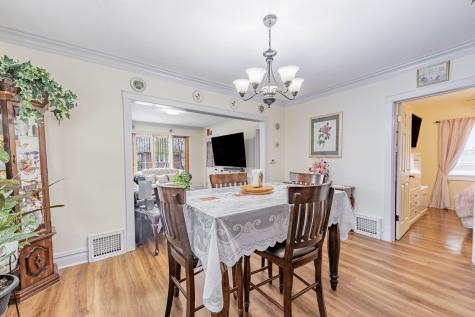 3739 Clinton Avenue Berwyn IL 60402