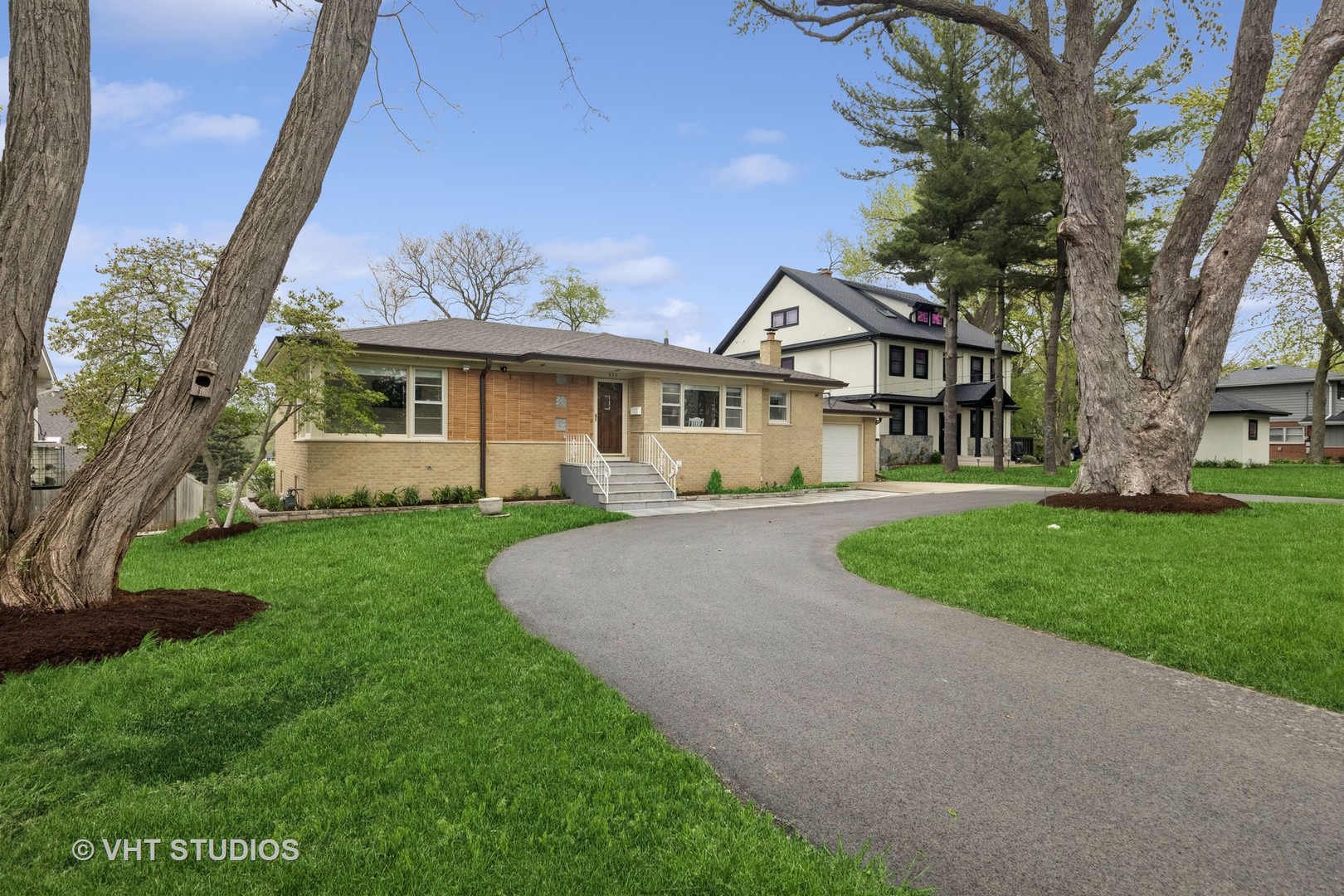 932 60TH Place Downers Grove IL 60516