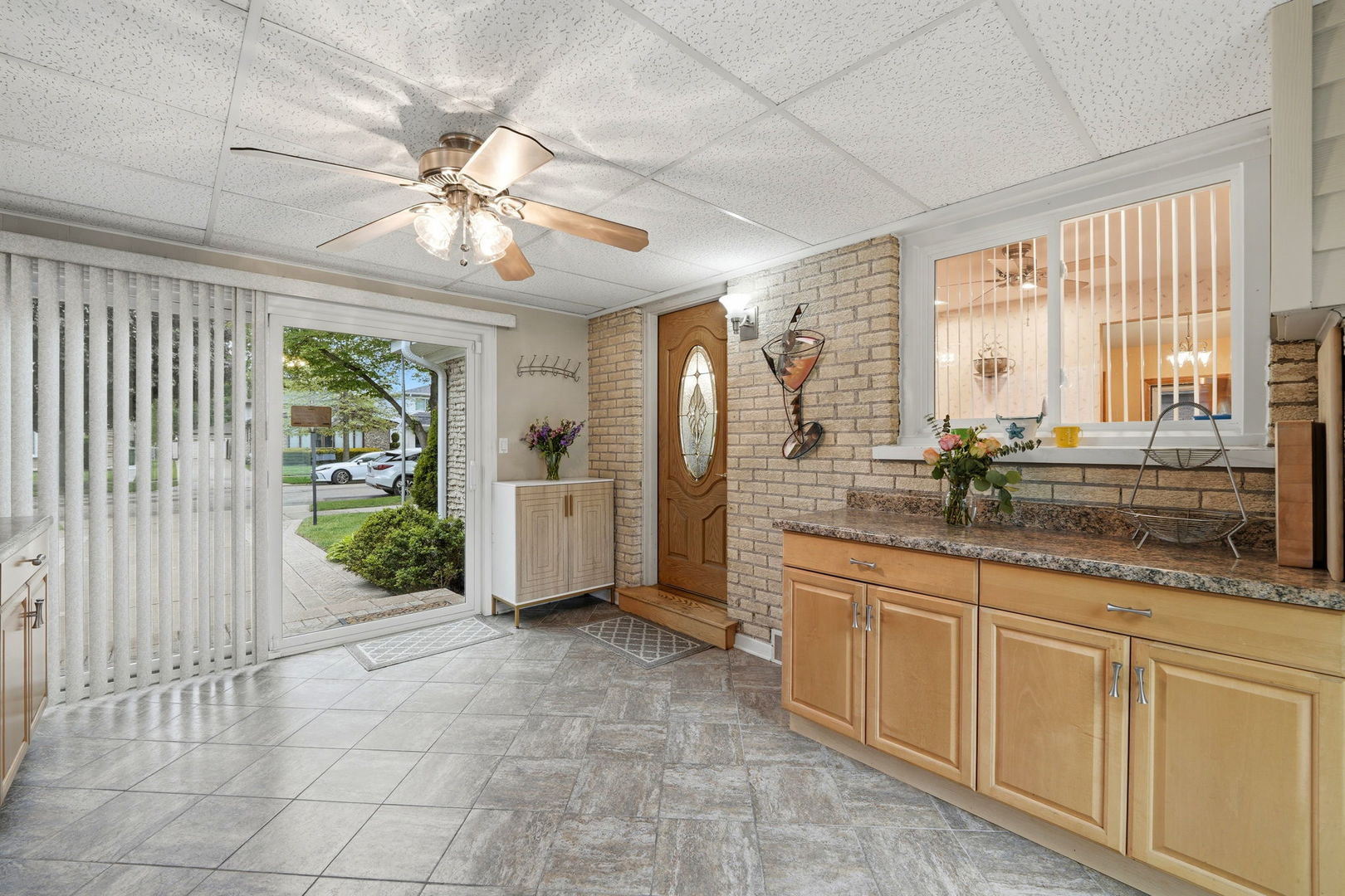 9437 North Lockwood Avenue Skokie IL 60077