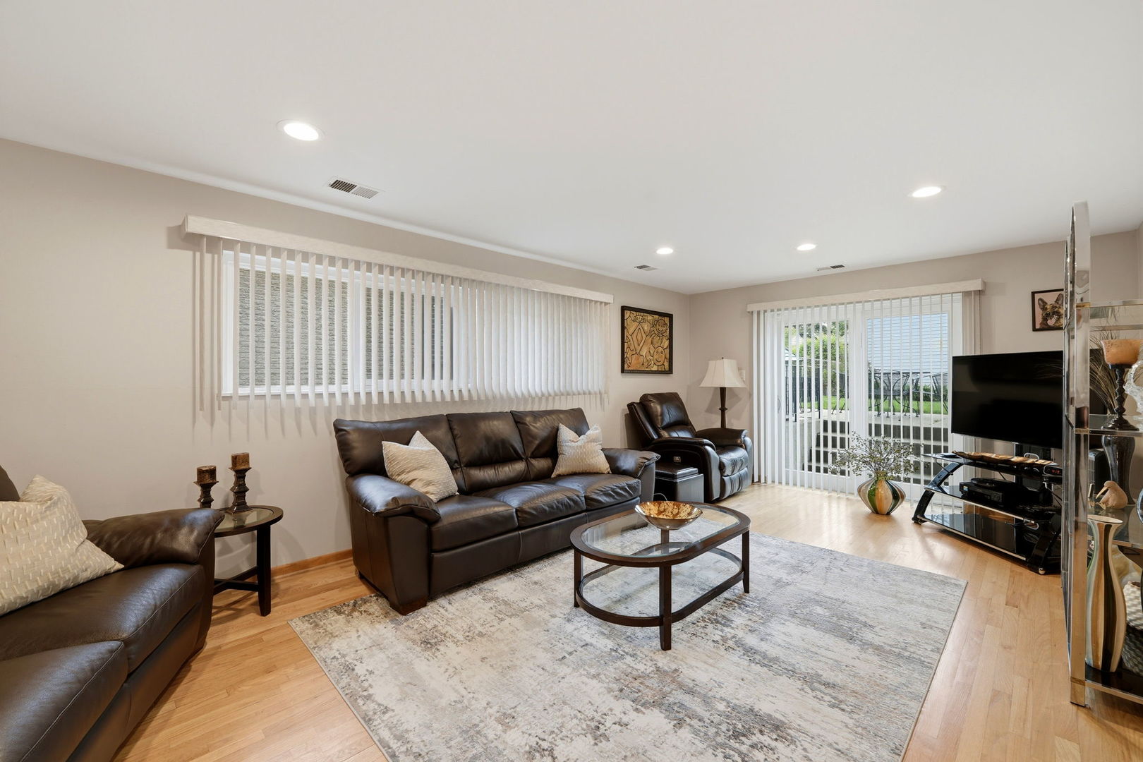 9437 North Lockwood Avenue Skokie IL 60077