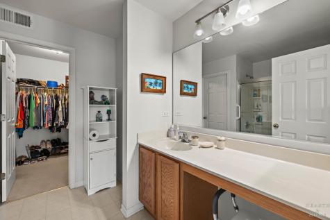 1582 Isle Royal Circle Crystal Lake IL 60014