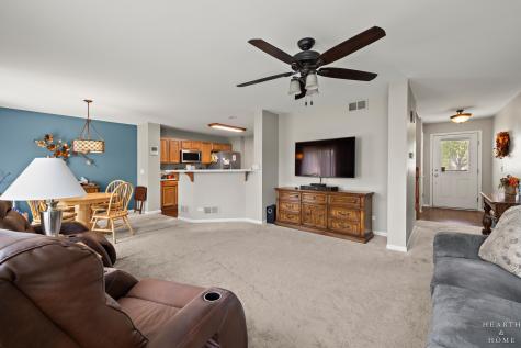 1582 Isle Royal Circle Crystal Lake IL 60014