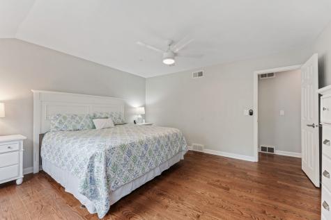 635 Oakview Drive Algonquin IL 60102
