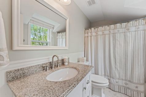 635 Oakview Drive Algonquin IL 60102