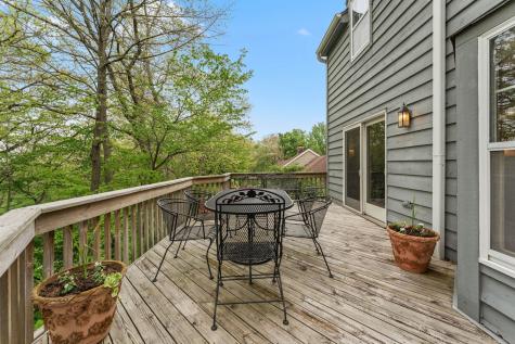 635 Oakview Drive Algonquin IL 60102