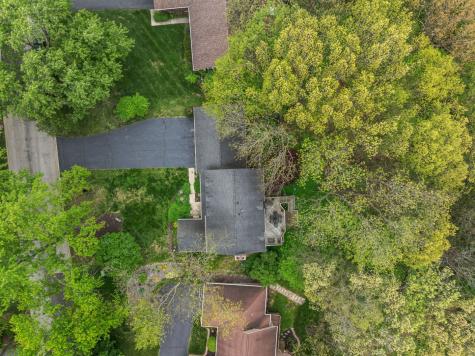 635 Oakview Drive Algonquin IL 60102
