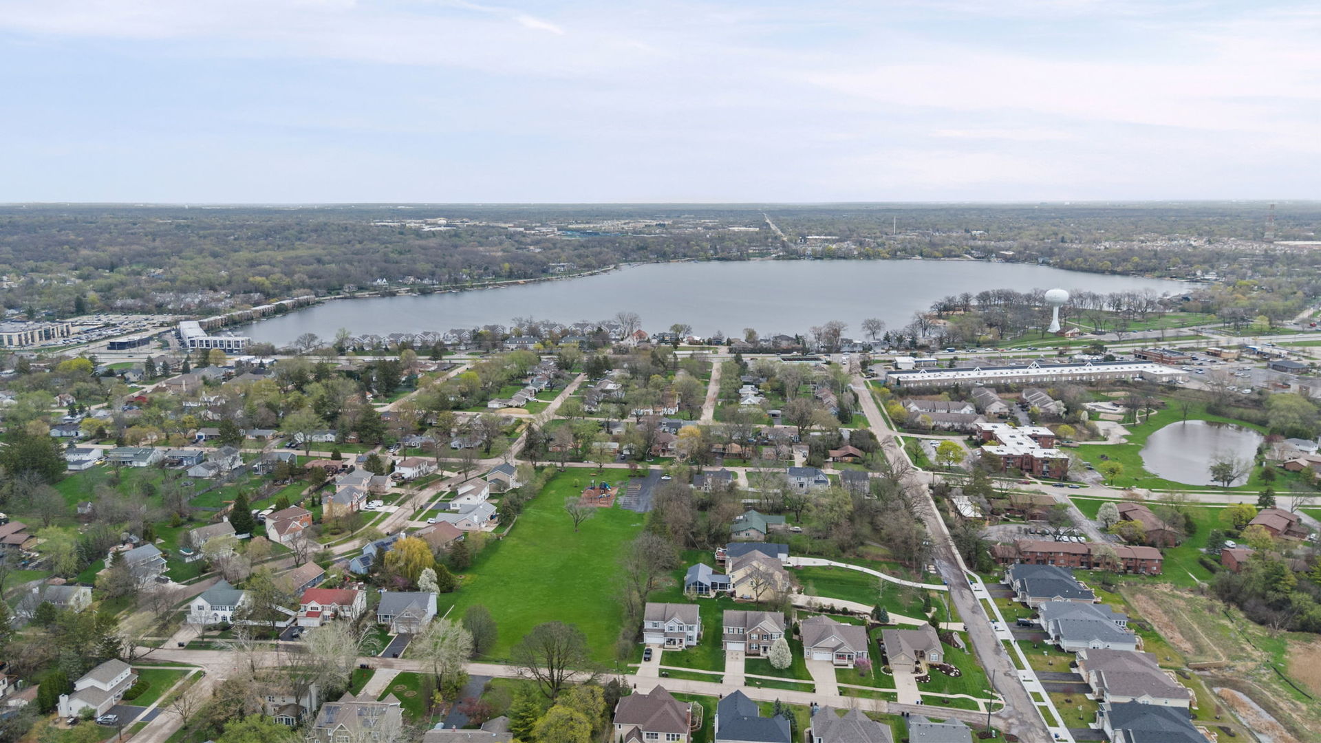 35 Beech Drive Lake Zurich IL 60047