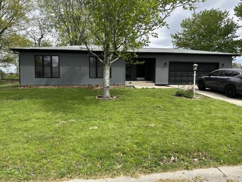 902 Fleetwood Drive Tuscola IL 61953