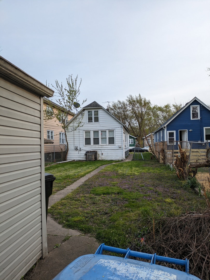 656 West 116th Place Chicago IL 60628