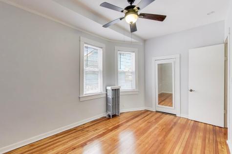 1638 Oakwood Avenue Des Plaines IL 60016