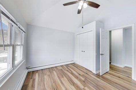 1638 Oakwood Avenue Des Plaines IL 60016
